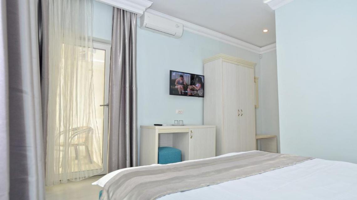 Hotel Mamaia Nord 那沃达利 外观 照片